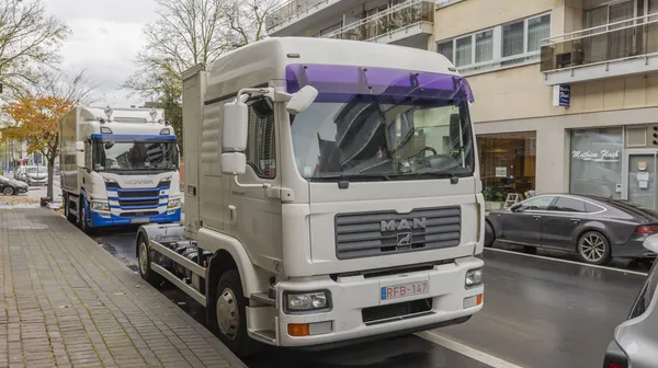 1762332247-LR - Parking Portois, 9600 Ronse-006